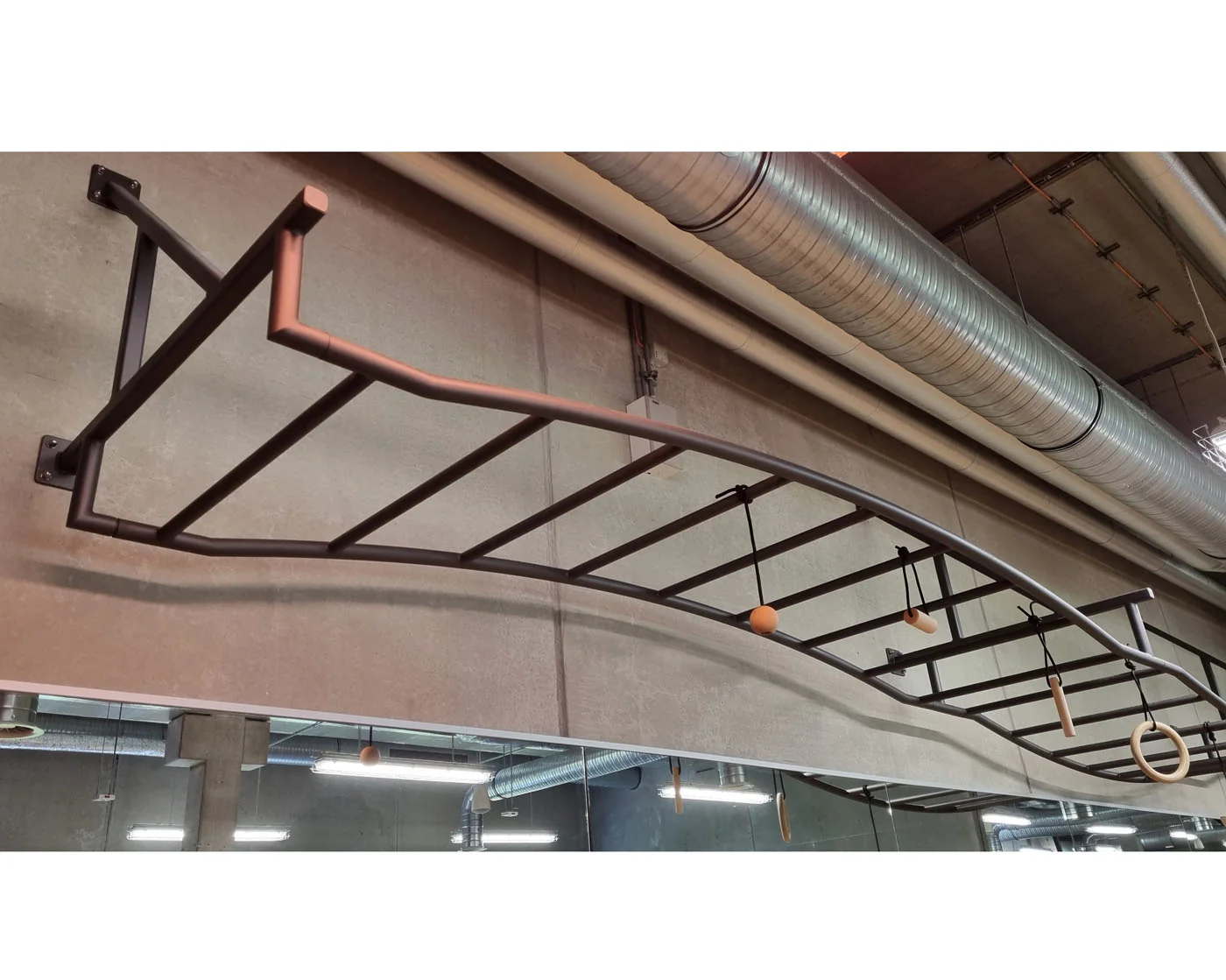 14 Meter Lange Monkey Bar Kletterstange zum Hangeln, Klimmzüge etc, Hangelgerüst, Affenleiter Rig wie bei Ninja Warrior, gebraucht - guter Zustand - Image 11