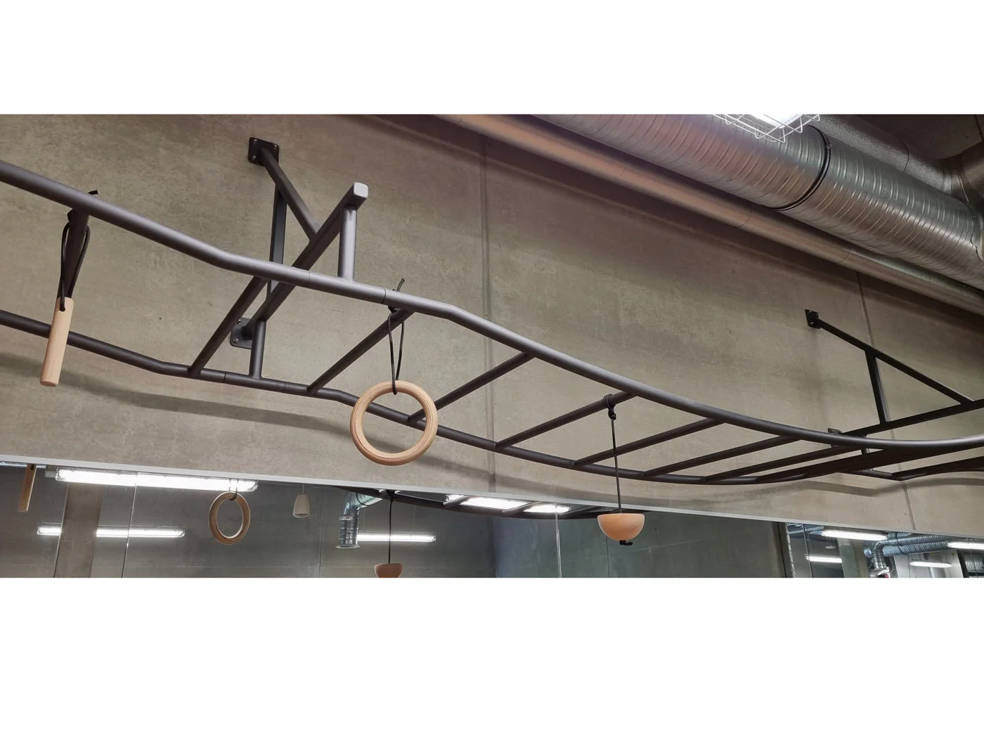 14 Meter Lange Monkey Bar Kletterstange zum Hangeln, Klimmzüge etc, Hangelgerüst, Affenleiter Rig wie bei Ninja Warrior, gebraucht - guter Zustand - Image 12