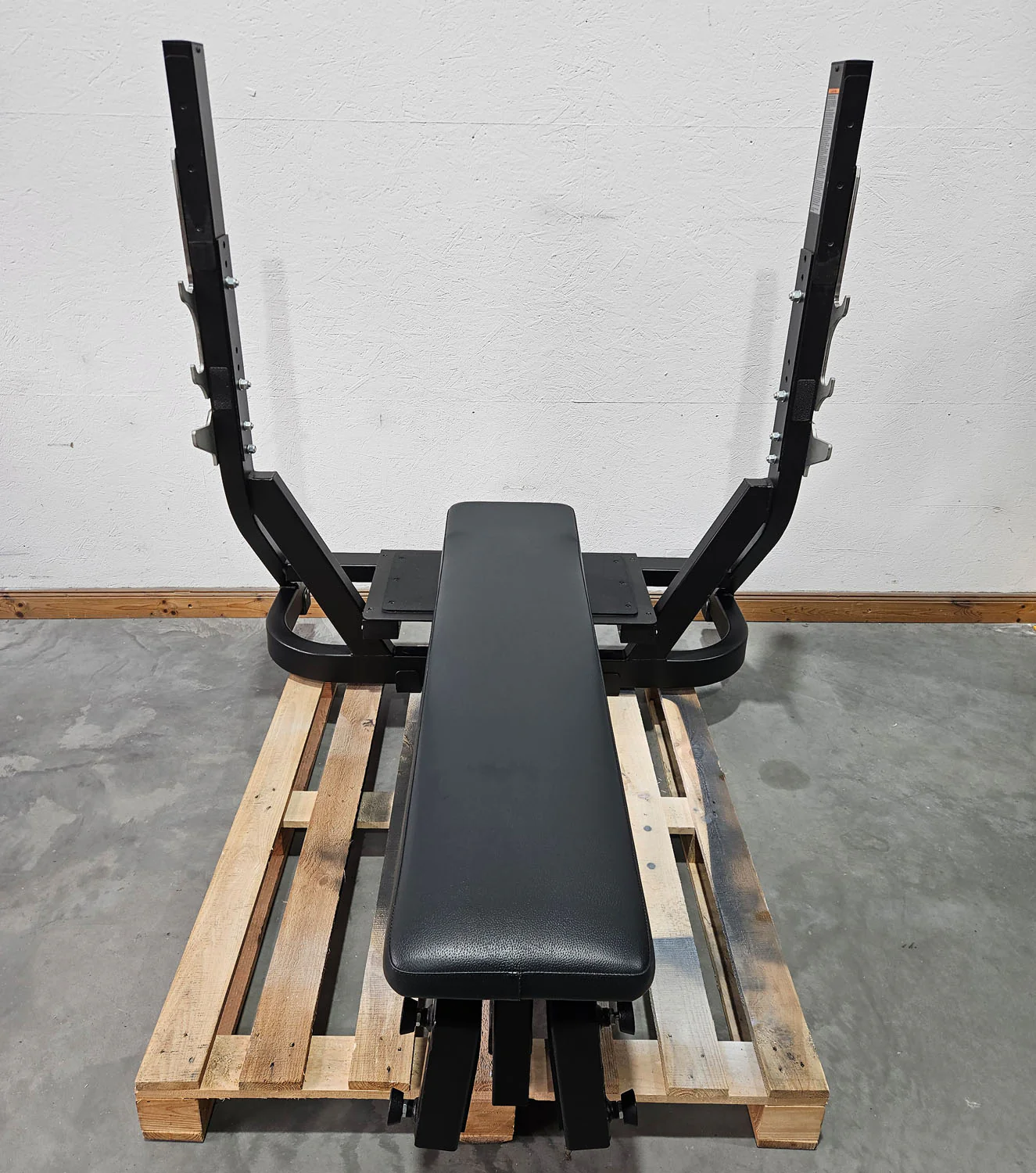 3er Set Technogym Pure Drückerbänke, 1x Flachdrückerbank 1x Schrägdrückerbank und 1x Negativdrückerbank, Pure Strength Bench Series, Farbe Schwarz, gebraucht - überholter Zustand - Image 10