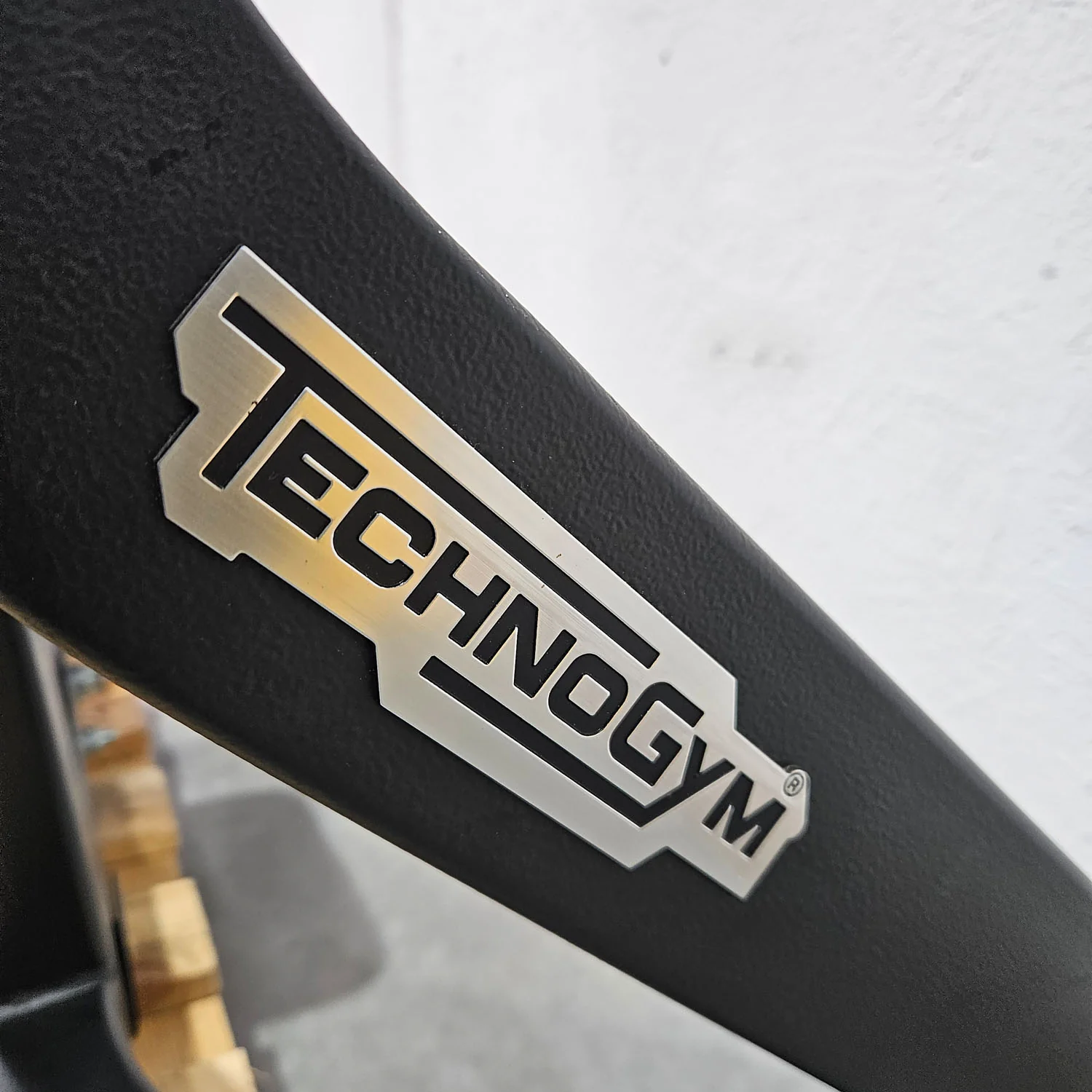 3er Set Technogym Pure Drückerbänke, 1x Flachdrückerbank 1x Schrägdrückerbank und 1x Negativdrückerbank, Pure Strength Bench Series, Farbe Schwarz, gebraucht - überholter Zustand - Image 13