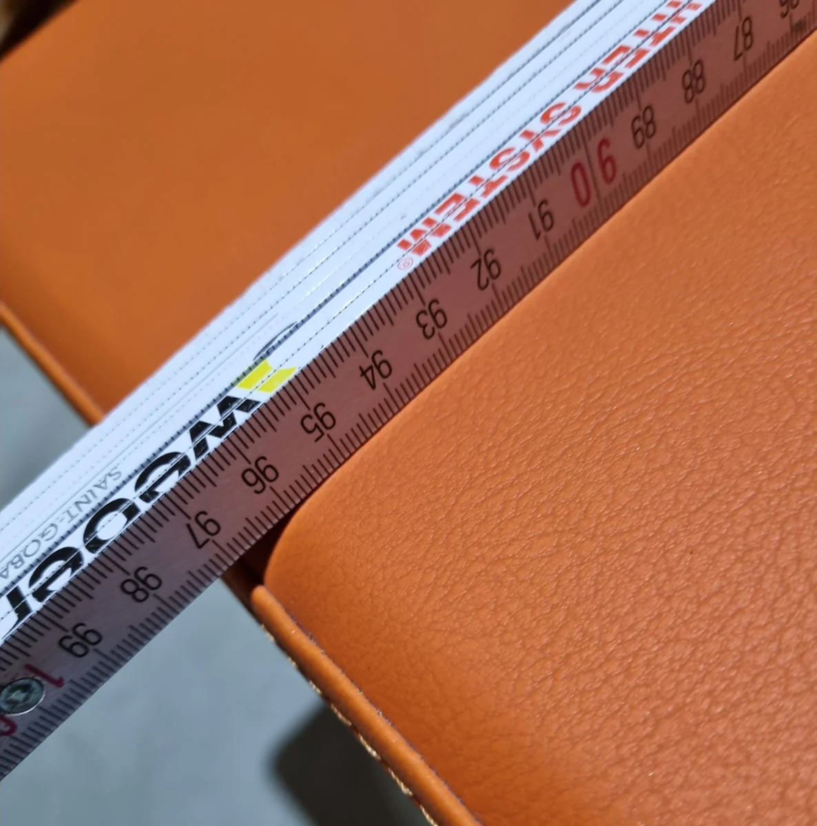 Bejot CUB 965 - Cube Sitzhocker Sitzbank Umkleide, Farbe Orange, gebraucht - Image 4