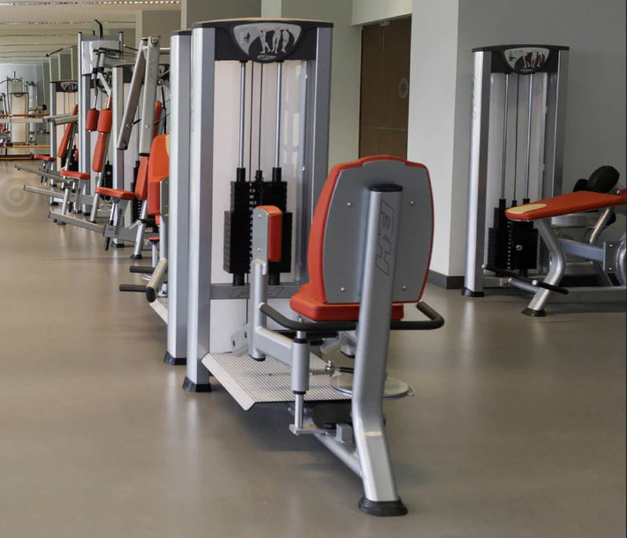 BH Fitness Gerätepark, Strength Line, 3 Jahre alt, gebraucht, Rahmen silber, Polster Orange/Braun - Image 5