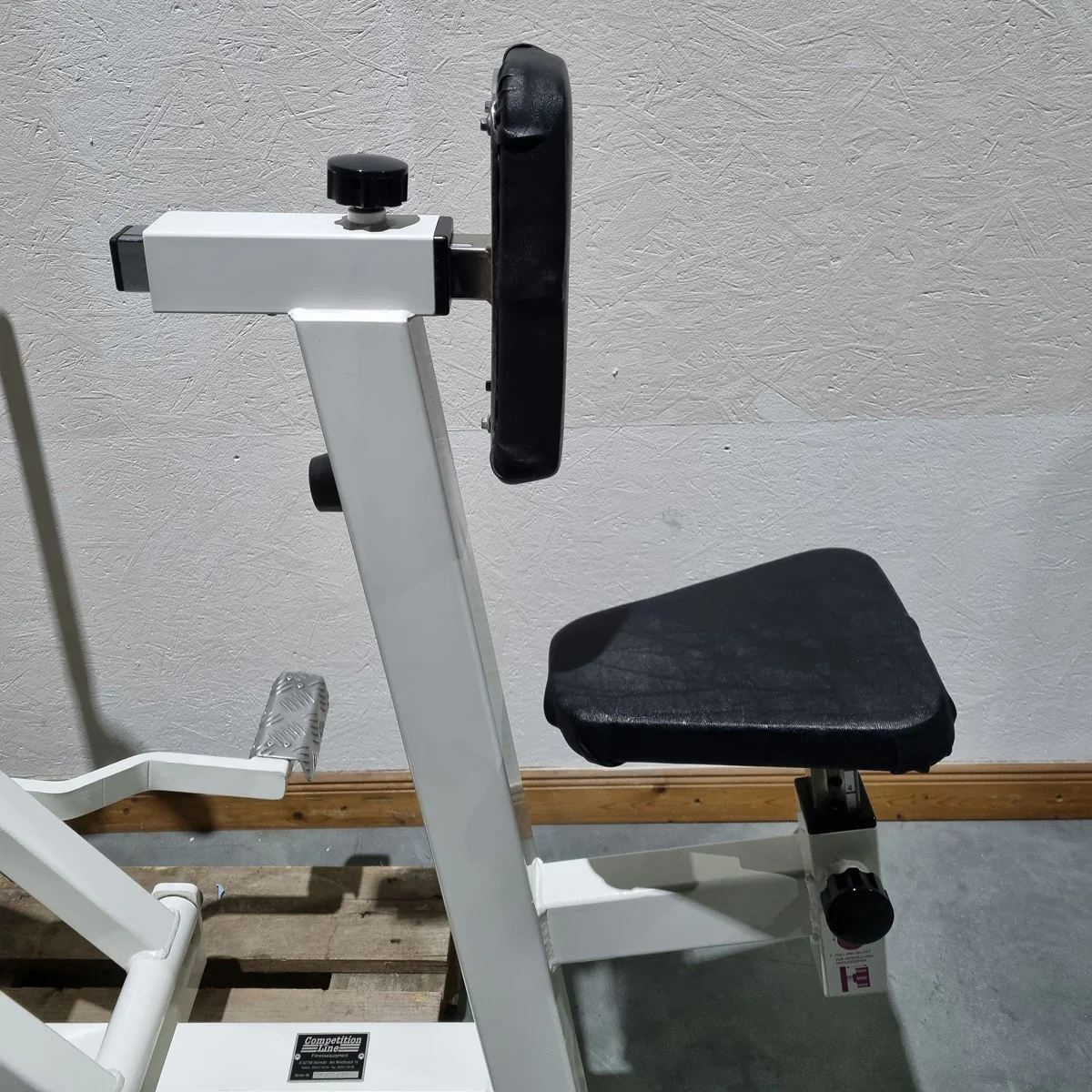 Competition Line, Rudern mit Bruststütze und Einstiegshilfe, Row, Lat-Rudern, Rahmenfarbe Weiß, gebraucht - überholter Zustand - Image 5