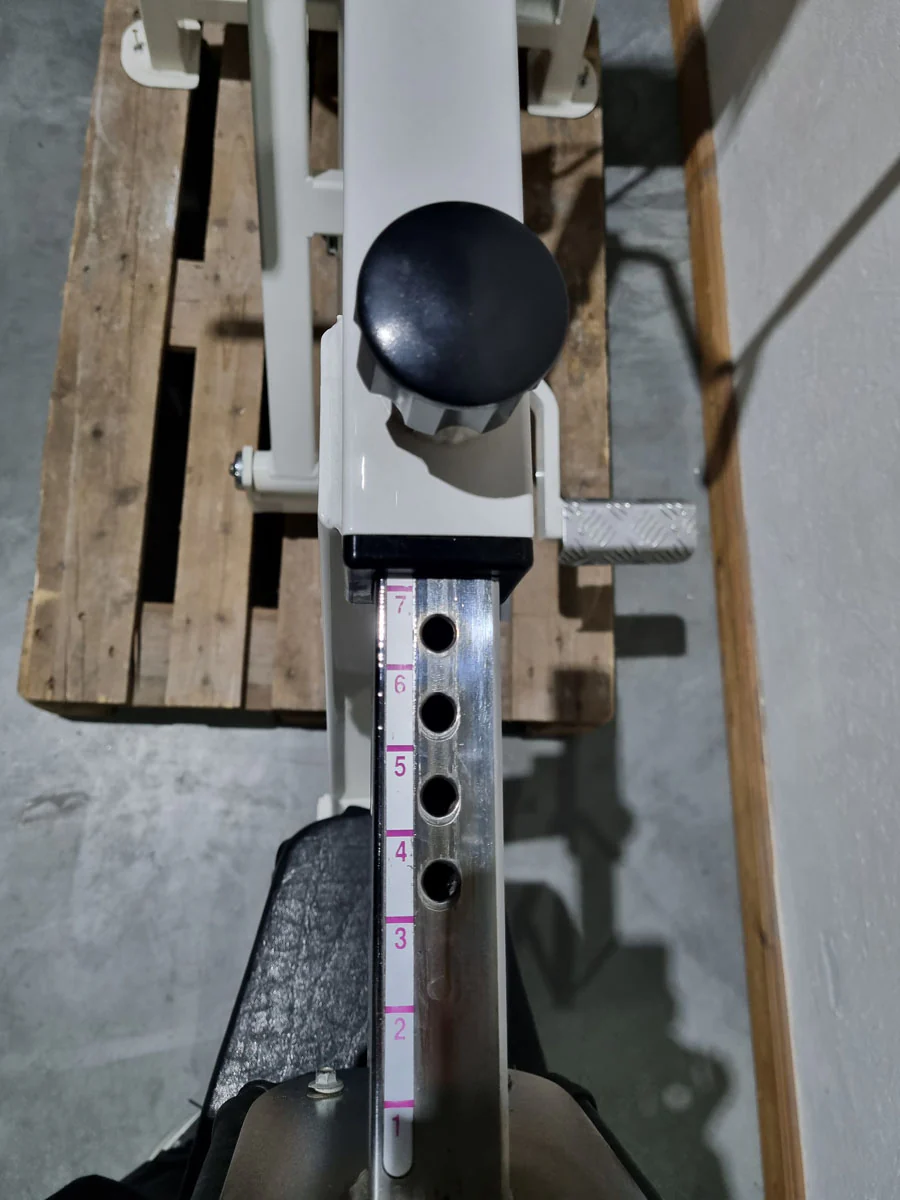 Competition Line, Rudern mit Bruststütze und Einstiegshilfe, Row, Lat-Rudern, Rahmenfarbe Weiß, gebraucht - überholter Zustand - Image 7