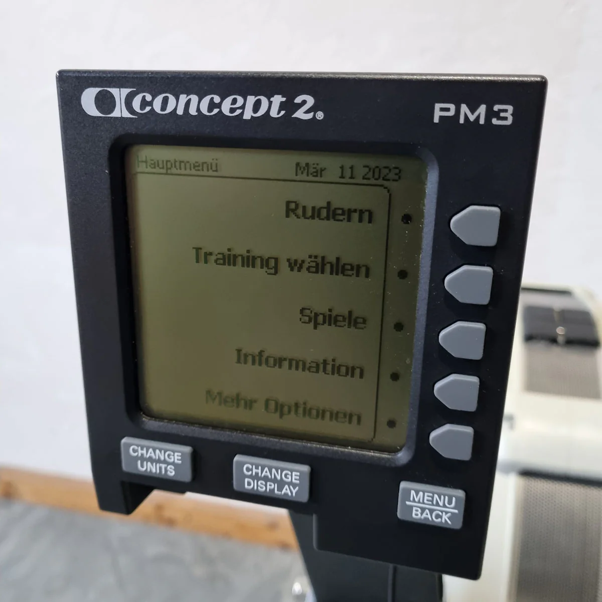 Concept2 Rudergerät Modell D mit PM3 Monitor - Farbe Hellgrau - gebraucht - geprüfter Zustand - Image 5