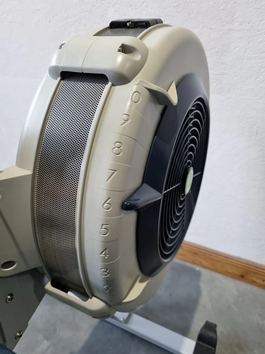 Concept2 Rudergerät Modell D mit PM5 Monitor - Farbe Hellgrau - gebraucht - geprüfter Zustand - Image 5