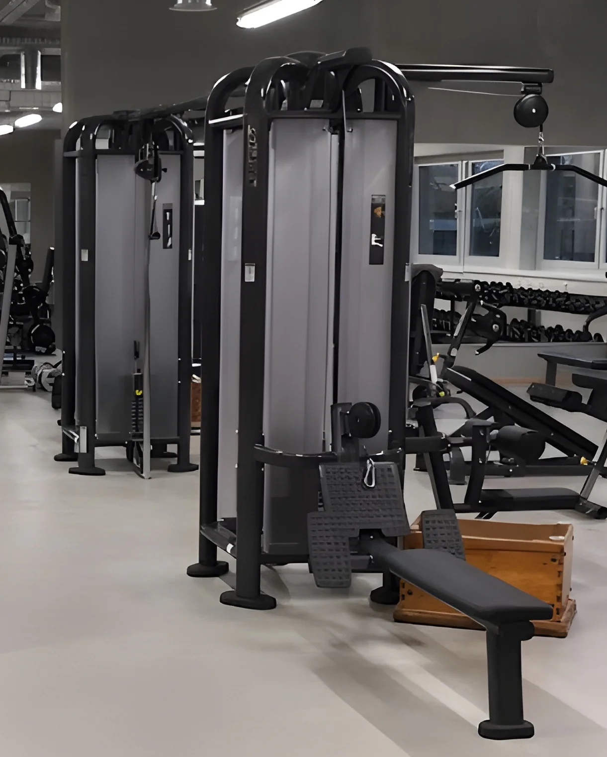Cybex 8 Stationenturm PWR Play, 8 Stack Multi Station, baugleich Life Fitness MJ Tower, große Gewichtsblöcke, Rahmenfarbe Anthrazit, gebraucht - überholter Zustand - Image 15