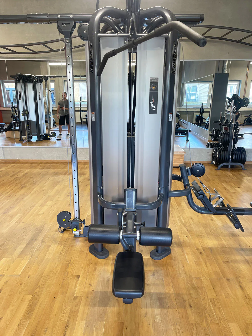 Cybex 8 Stationenturm PWR Play, 8 Stack Multi Station, baugleich Life Fitness MJ Tower, große Gewichtsblöcke, Rahmenfarbe Anthrazit, gebraucht - überholter Zustand - Image 4
