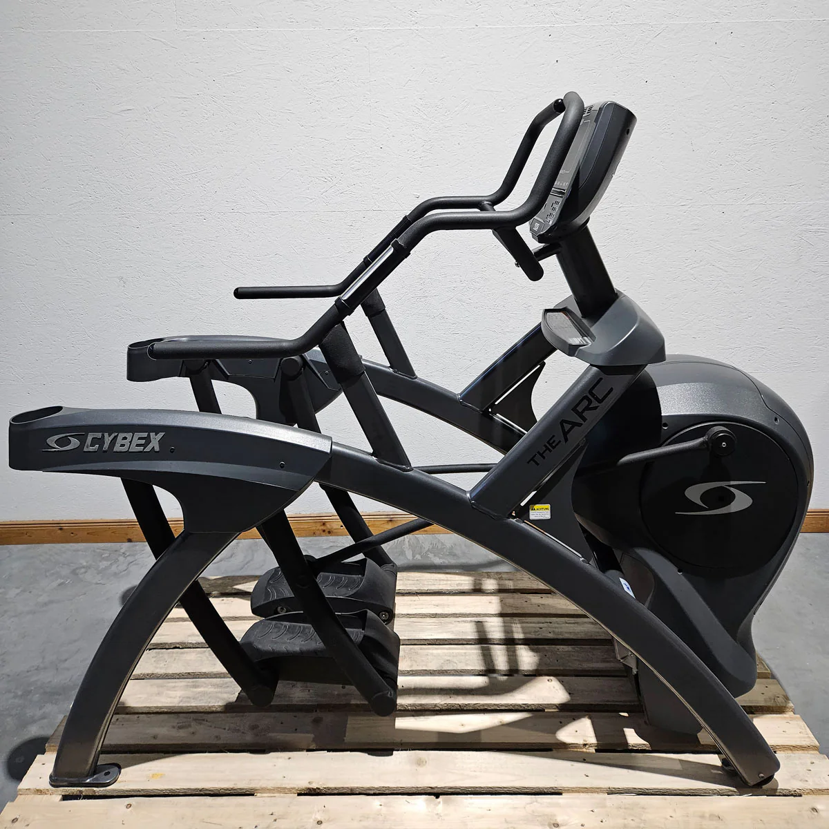 Cybex Arc Trainer 750A Lower Body, Crosstrainer, Ellipsentrainer mit höhenverstellbarer Rampe, Stepper, LED Display, Rahmenfarbe Anthrazit, gebraucht - überholter Zustand - Image 3