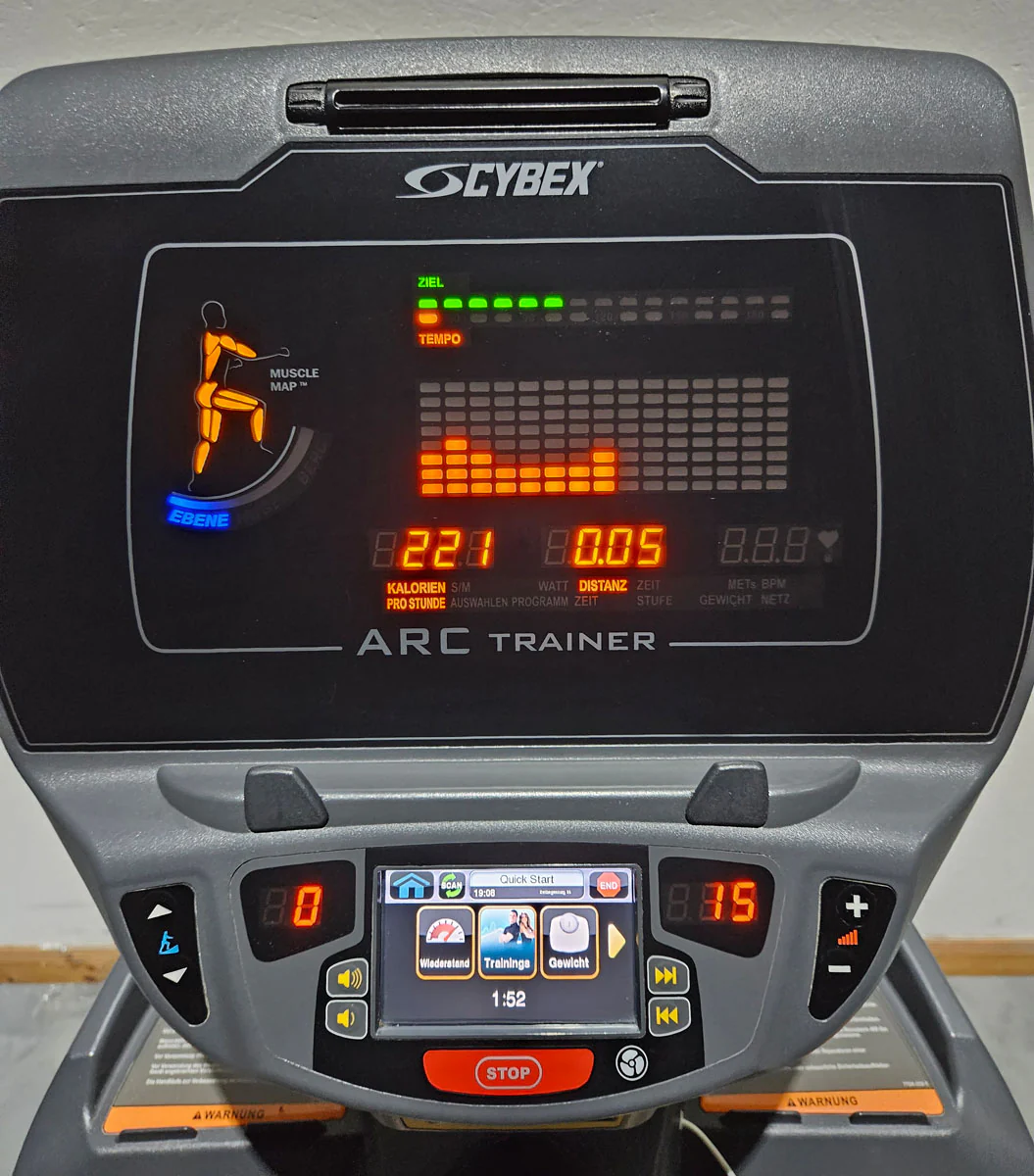 Cybex Arc Trainer 771AT Total Body, Crosstrainer, Ellipsentrainer mit höhenverstellbarer Rampe, Stepper, LED und Touch Display, Rahmenfarbe Silber, gebraucht - überholter Zustand - Image 9