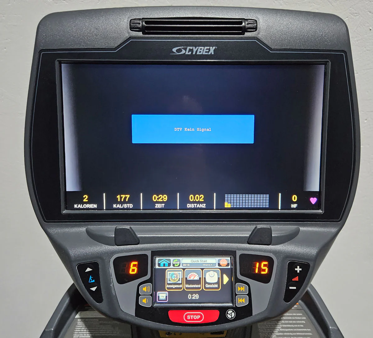 Cybex Arc Trainer 772AT Total Body, Crosstrainer, Ellipsentrainer mit höhenverstellbarer Rampe, Stepper, Touch Display mit TV, Rahmenfarbe Anthrazit, gebraucht - überholter Zustand - Image 6