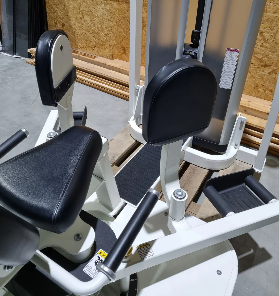 Cybex Eagle Abduktoren und Adduktoren Kombimaschine 2 in 1 - Hip Abduction and Hip Adduction, Rahmenfarbe Weiß, Polsterfarbe Schwarz, gebraucht - überholter Zustand - Image 6