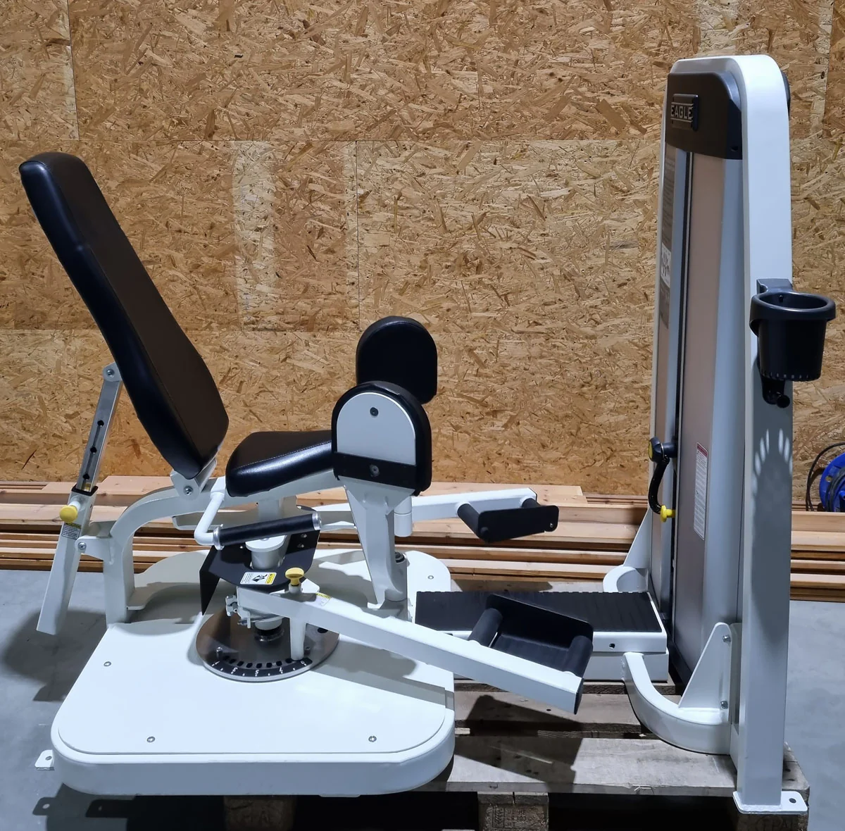 Cybex Eagle Abduktoren und Adduktoren Kombimaschine 2 in 1 - Hip Abduction and Hip Adduction, Rahmenfarbe Weiß, Polsterfarbe Schwarz, gebraucht - überholter Zustand - Image 8