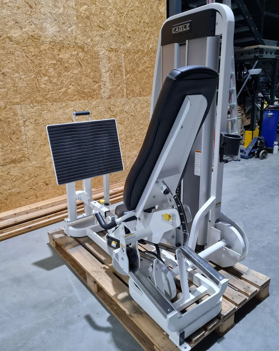 Cybex Eagle Beinpresse, Leg Press mit Steckgewichten, Stack Weight, Rahmenfabre Weiß, Polsterfarbe Schwarz, gebraucht - überholter Zustand - Image 12