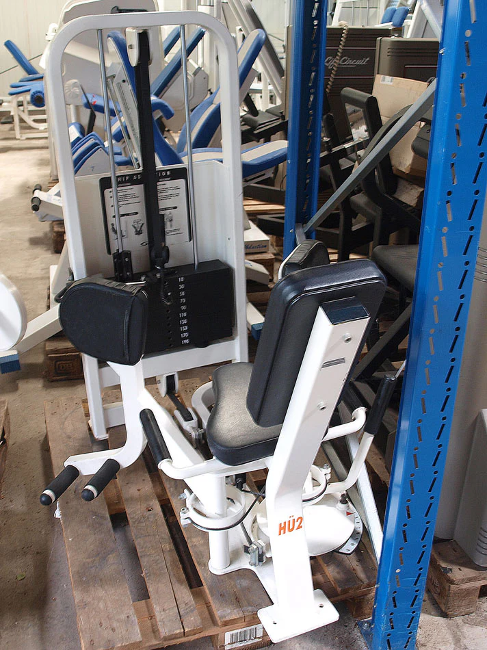 Cybex Kraftgeräte, 12 Fitnessgeräte, Farbe Weiß und Schwarz, gebraucht - Image 15