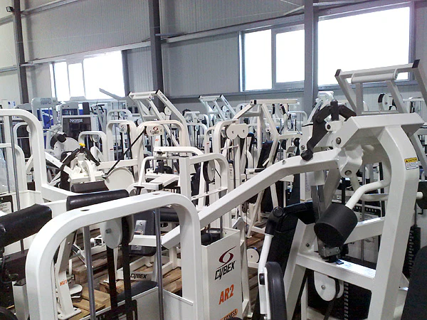 Cybex Kraftgerätepark, gebraucht, 10 Fitnessgeräte, Fitnessstudio Ausstattung - Image 13