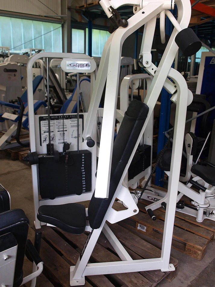 Cybex Kraftgerätepark, gebraucht, 10 Fitnessgeräte, Fitnessstudio Ausstattung - Image 4