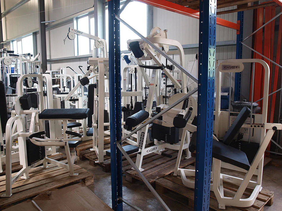 Cybex Kraftgerätepark, gebraucht, bestehend aus 25 Geräten - Image 4