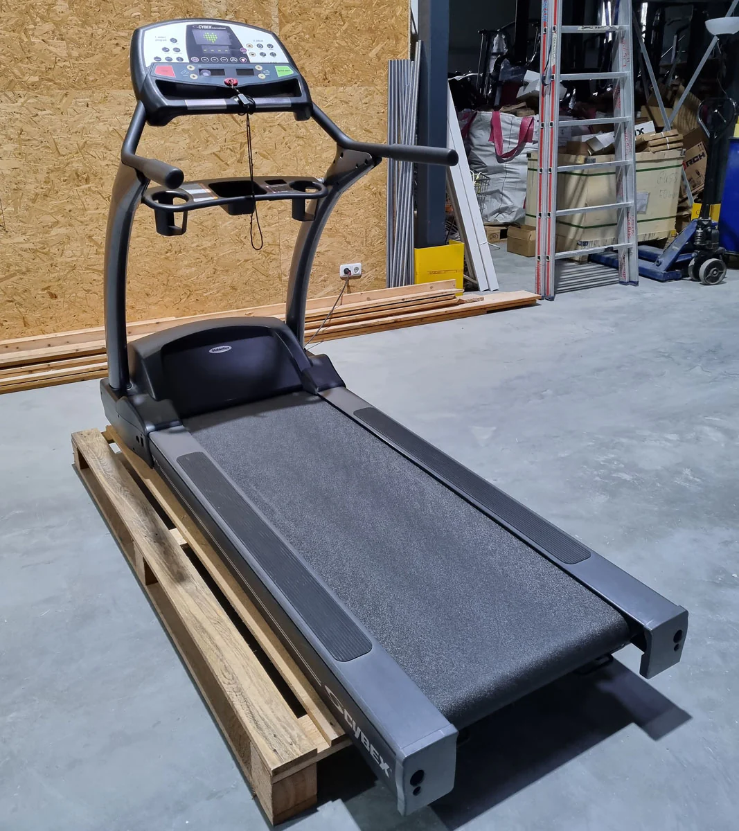 Cybex Laufband 520T Pro, Treadmill, gebraucht - überholter Zustand - Image 3