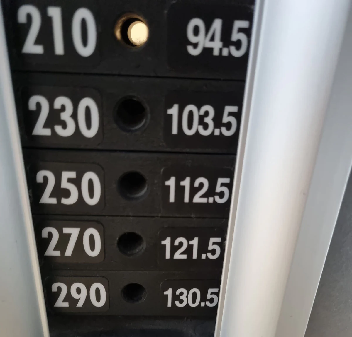 Cybex Rudermaschine, Latrudern, Latisolator, Row, Rahmenfarbe Weiß, Polster Schwarz, gebraucht - überholter Zustand - Image 9