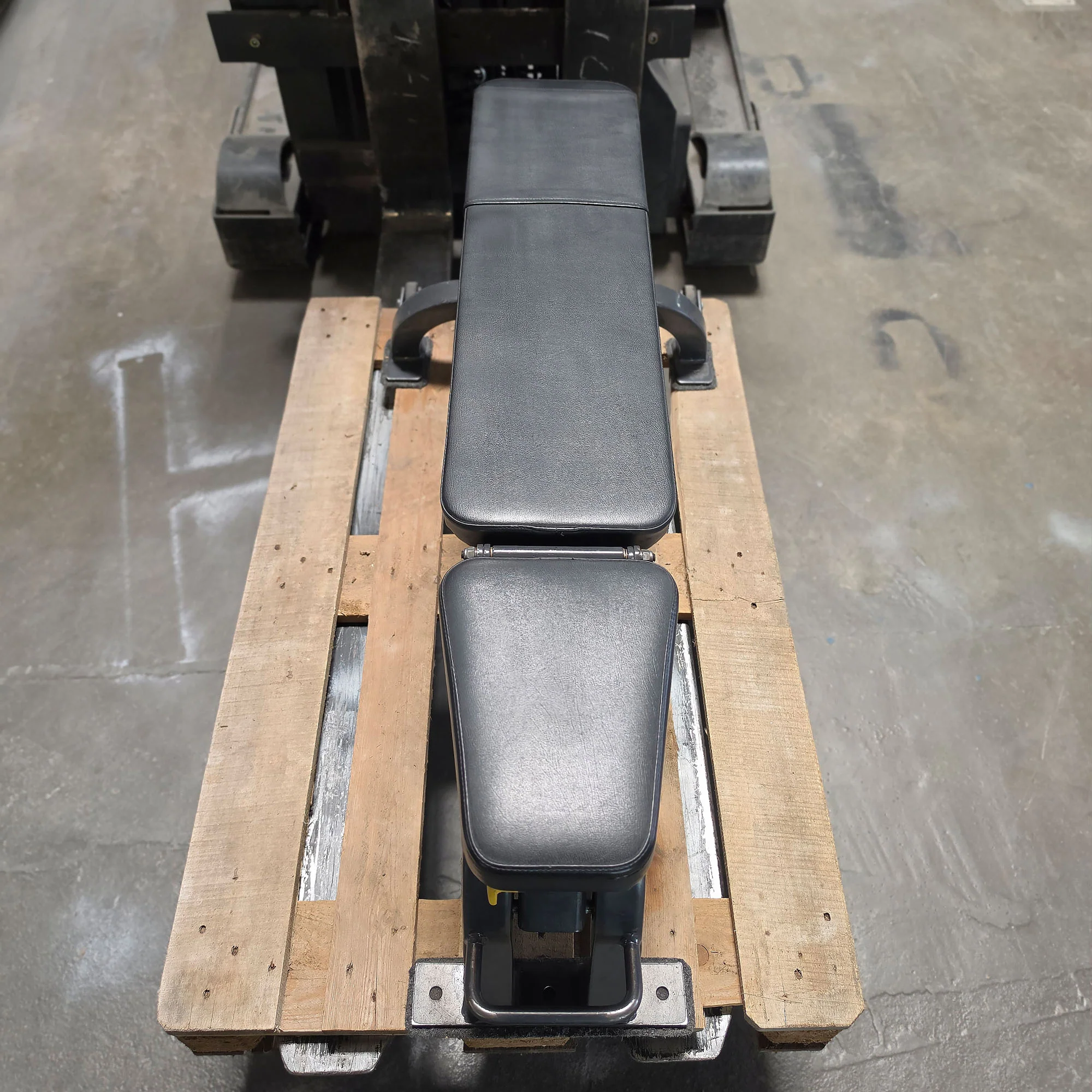Cybex verstellbare Hantelbank ohne Ablagen, Universalbank, Adjustable Workout Bench, Rahmenfarbe Anthrazit, gebraucht - mit Gebrauchsspuren - Image 6