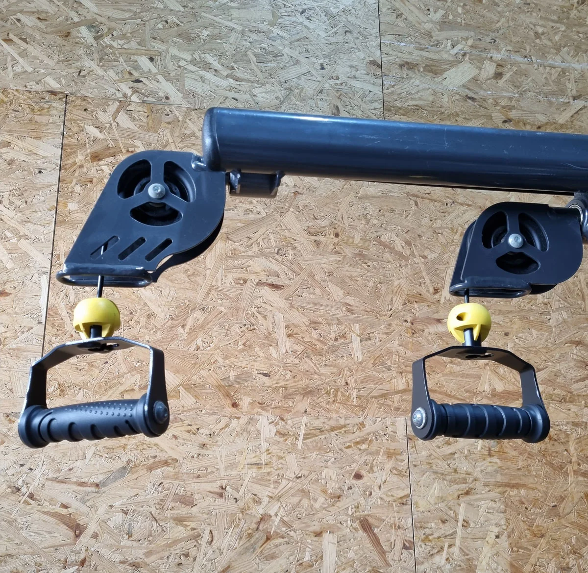 Cybex VR1 Lat-Row Latzug und Rudern - 2 in 1 Kombigerät - drehbare Griffe, Rahmen Anthrazit, gebraucht - überholter Zustand - Image 7