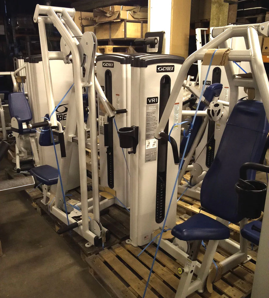 Cybex VR1 Set mit 11 Kraftgeräten, moderne Fitnessgeräte aus Showroom, Ausstellungsgeräte - sehr guter Zustand - Image 2