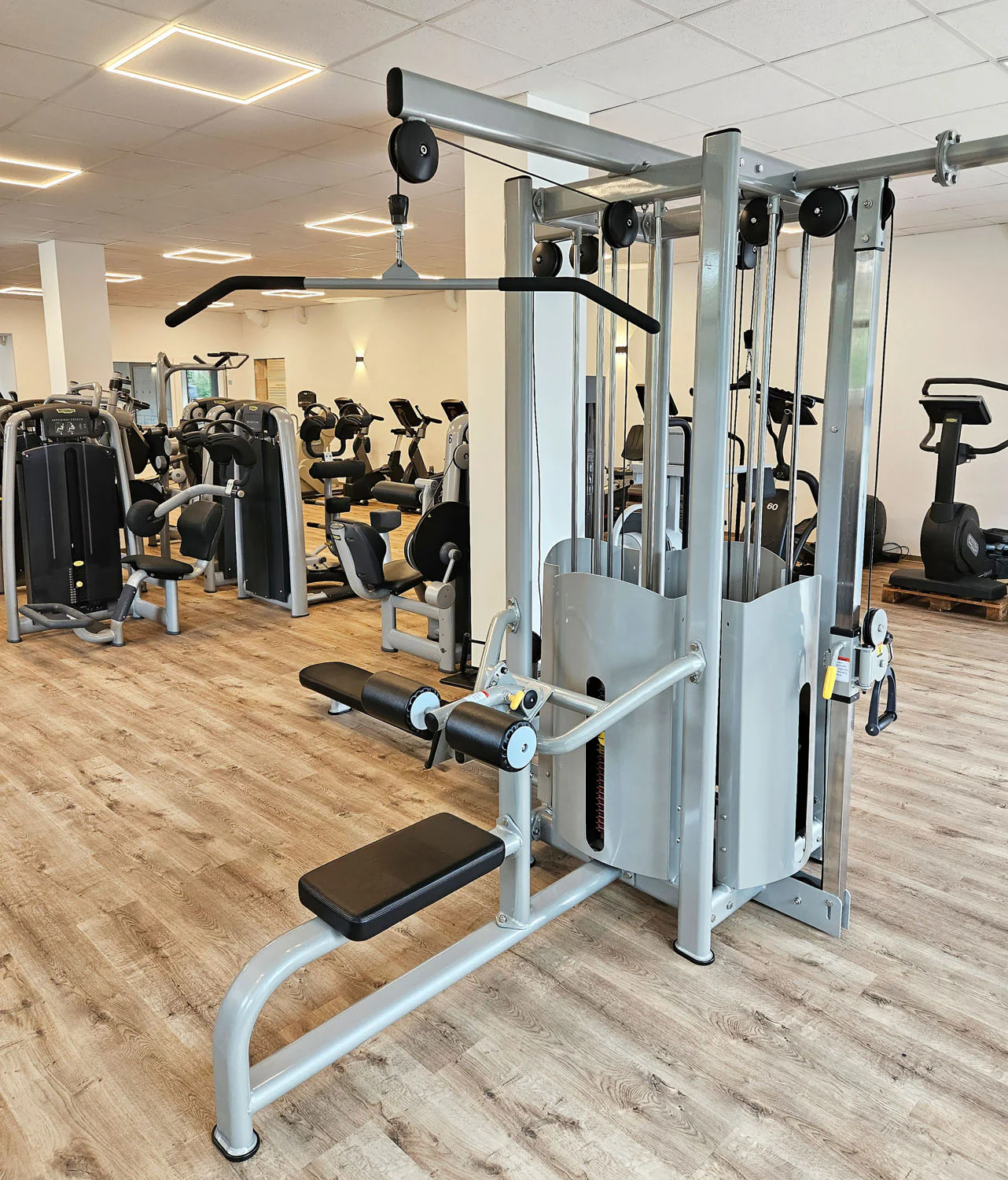 DankSport 5 Stationenturm, 5 Stack Multi Station Tower, 1x Latzug, 1x Rudern, 1x Seilzug von Oben, 2x Kabelzug höhenverstellbar = Cable Crossover - 120 und 100kg Gewichtsblöcke - Silber und Schwarz - NEU - Image 7