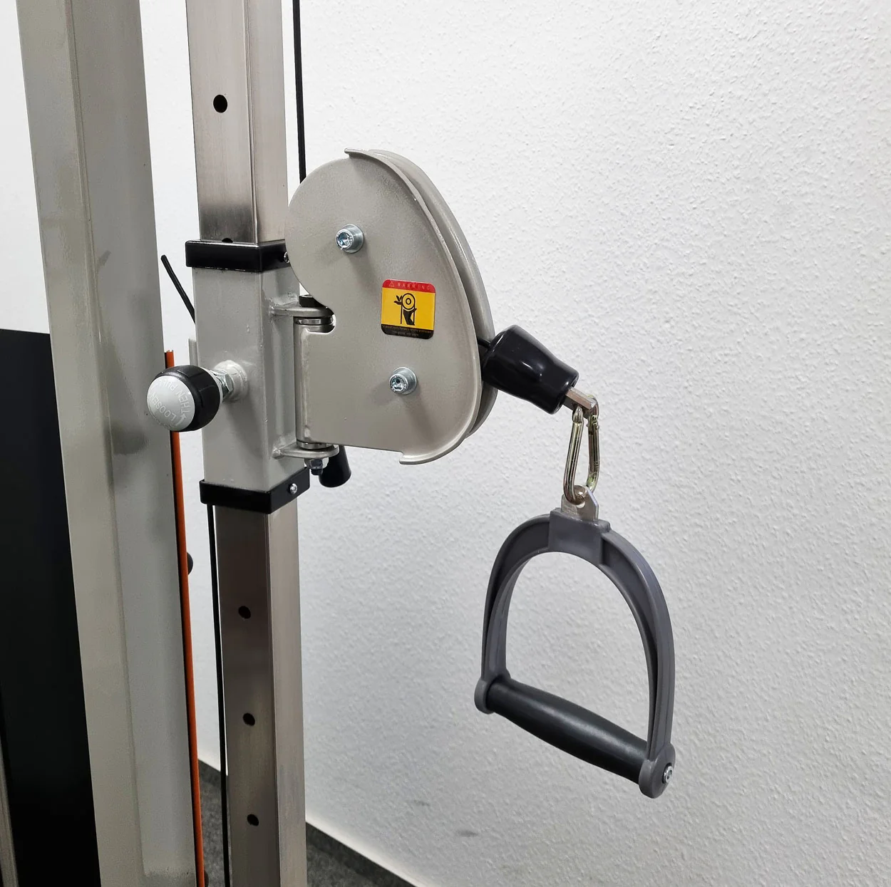 DankSport Enger Doppel Kabelzug höhenverstellbar und Multipresse geführt - 2 in 1 Kombigerät - Dual adjustable Cable Pulley and Smith Machine - 2x 100kg Gewichtsblöcke - Silber - NEU - Image 11