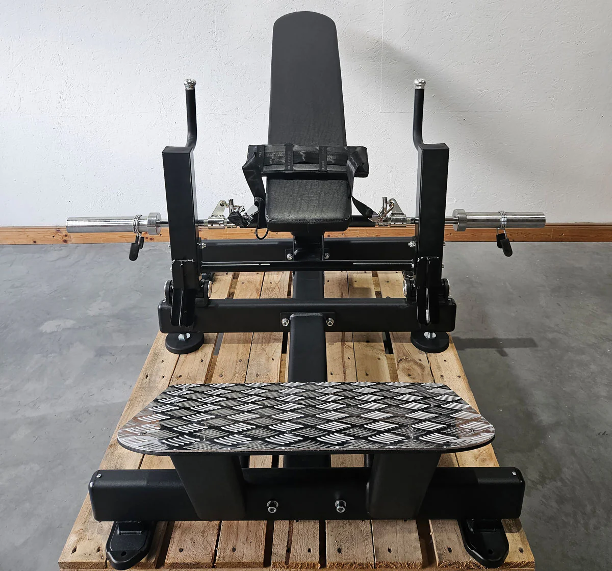 DankSport Hip Thrusts Maschine - Gluteusmaschine - Glute Trainer - Pomaschine Plate loaded Kraftgerät für Gesäßmuskel - Schwarz - NEU - Image 5