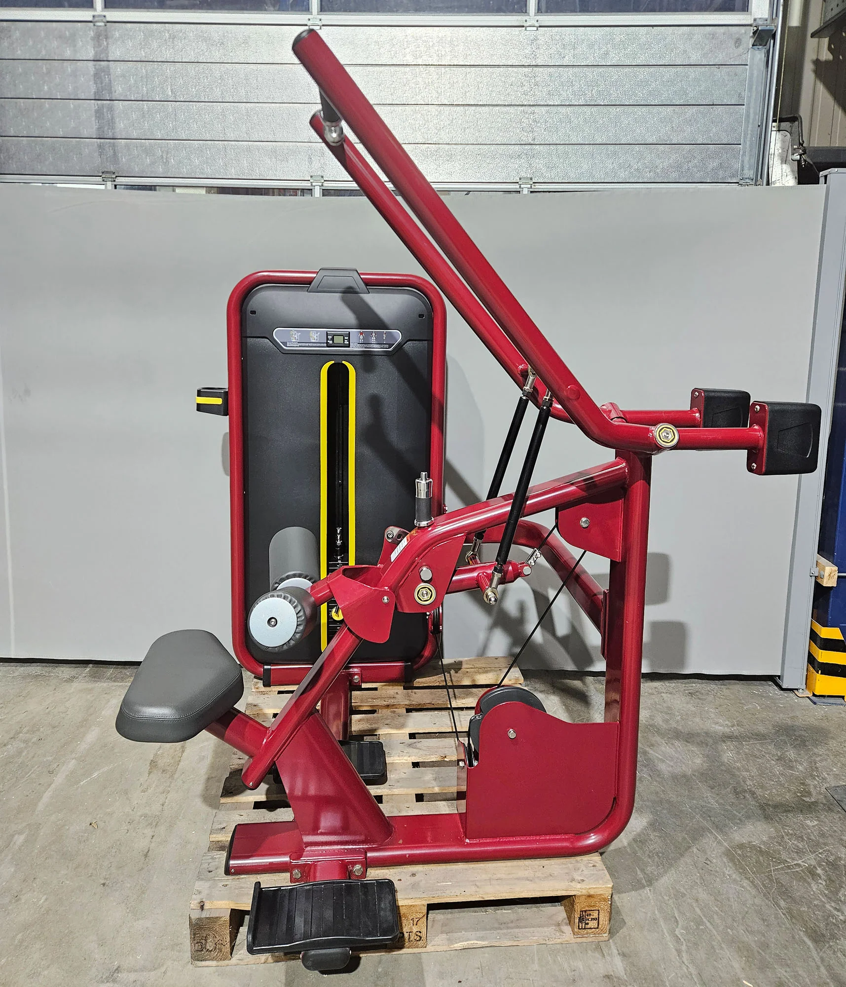 DankSport Latzug von Oben, Pulldown, Farbe Rot, gebraucht - überholter Zustand - Image 4