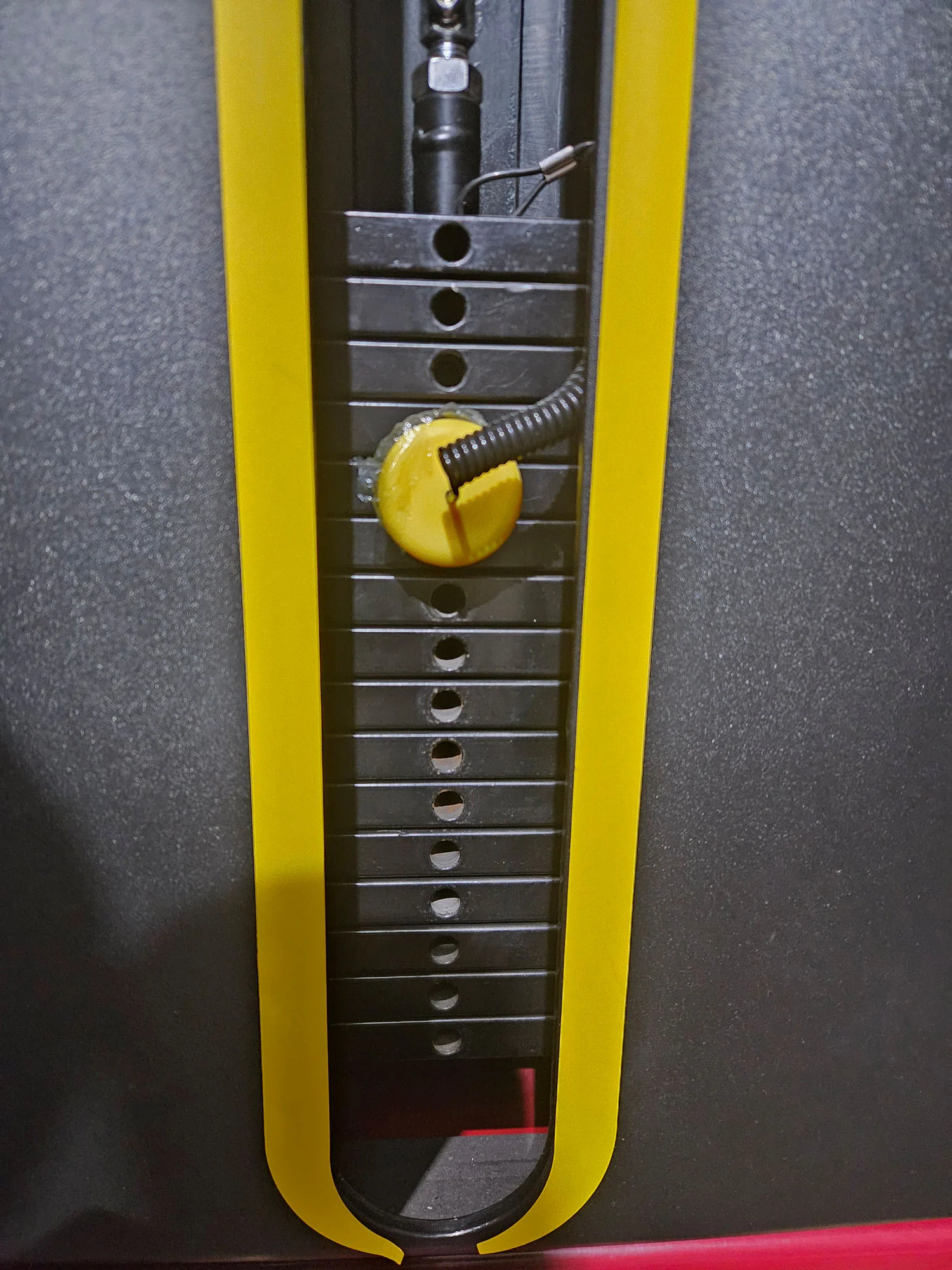 DankSport Latzug von Oben, Pulldown, Farbe Rot, gebraucht - überholter Zustand - Image 7
