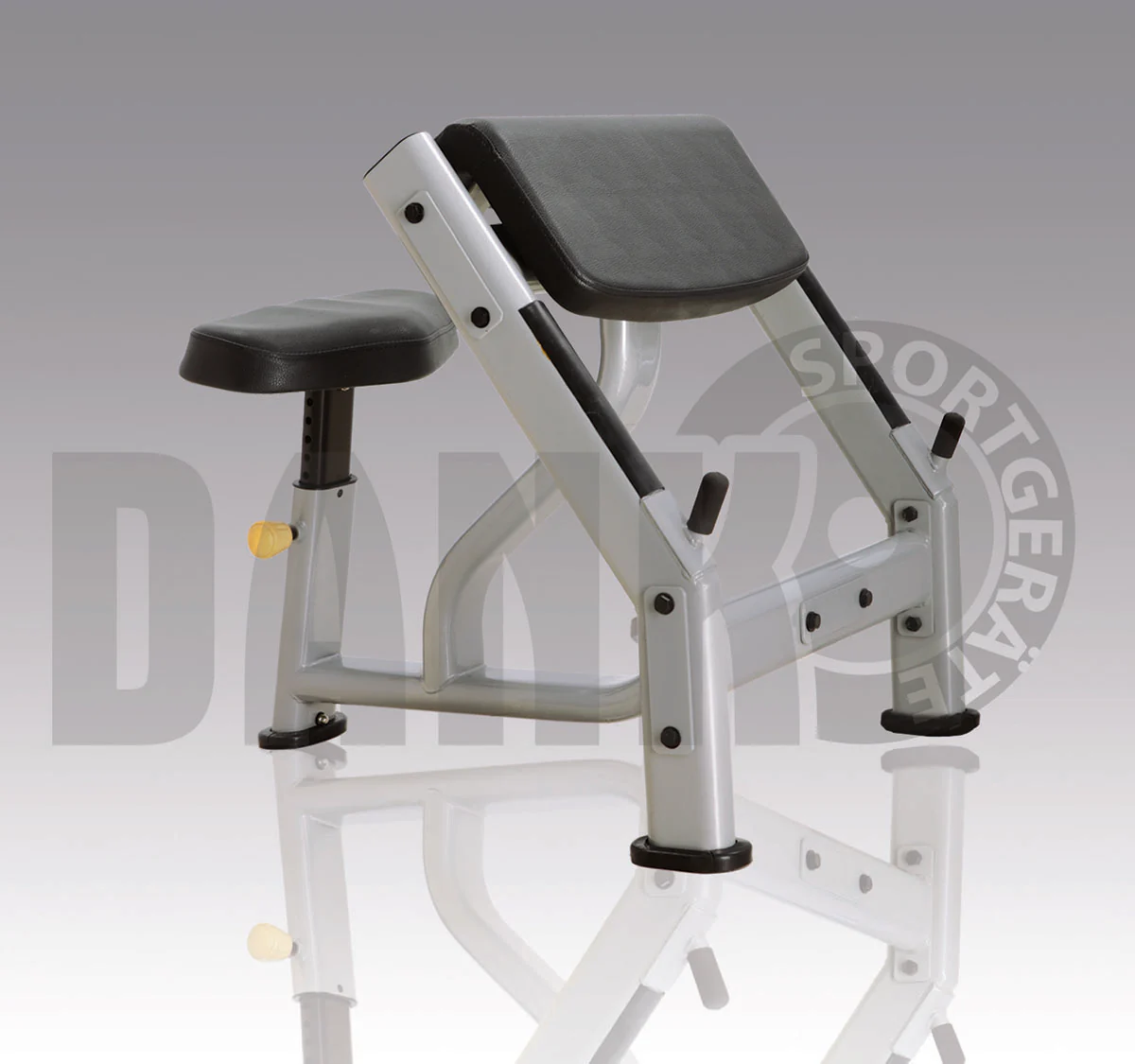 Danksport S-Line Kraftgeräte, Gerätepark mit ca. 22 Fitnessgeräten und Zubehör, Farbe Silber, Polster Braun - Neue Geräte / Ausstellungsgeräte - Image 18