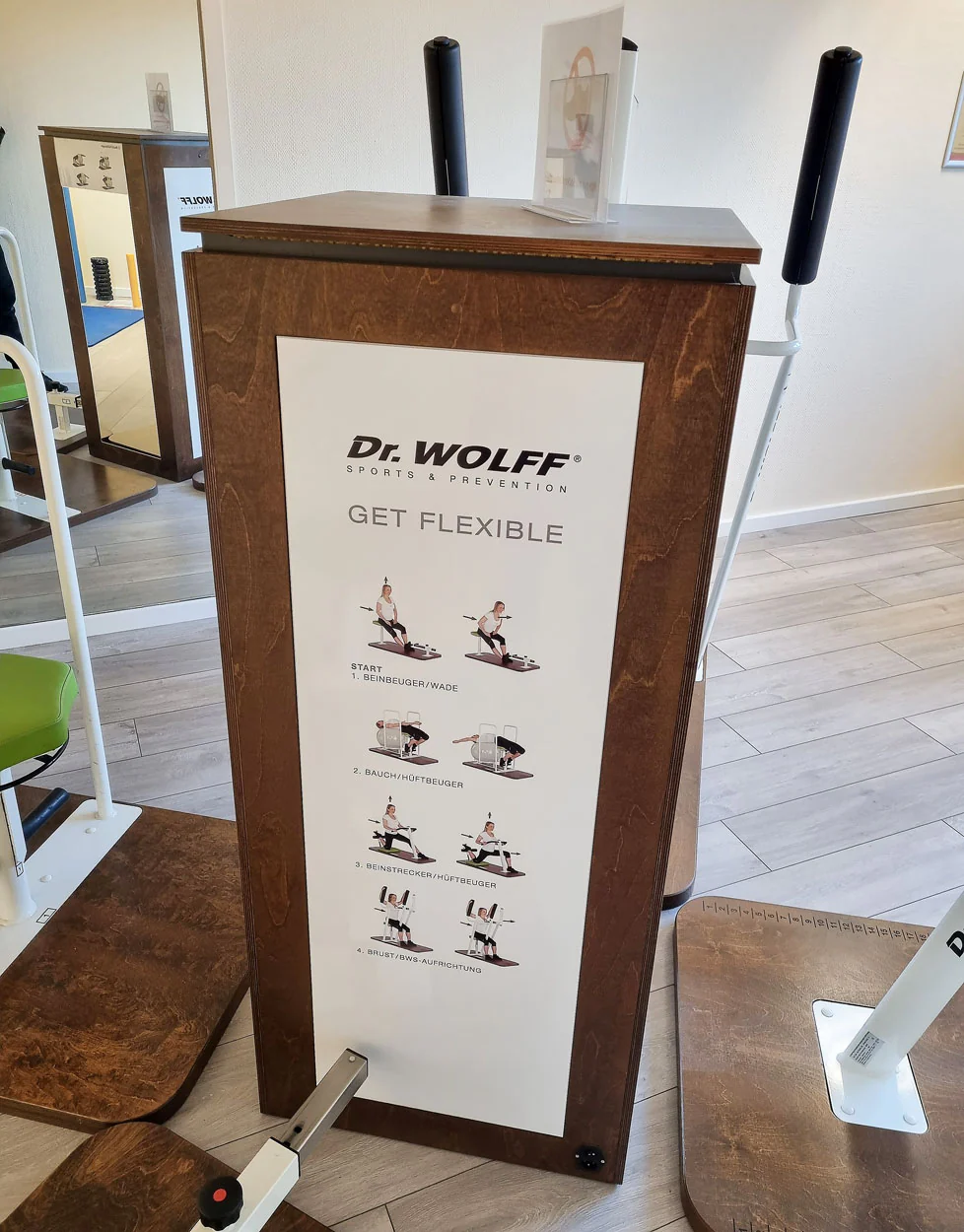 Dr. Wolff Get Flexible Zirkel, 4er Set Beweglichkeitstraining für Rücken und Gelenke, Beweglichkeitszirkel, Rückenzirkel zum dehnen, gebraucht - guter Zustand - Image 9