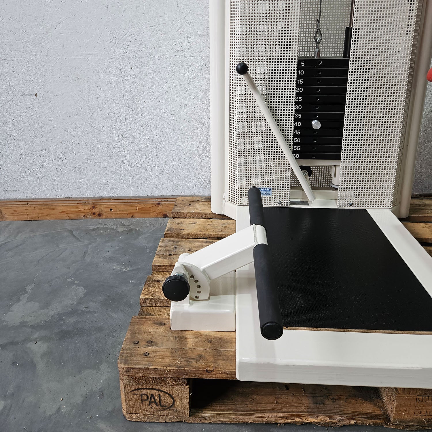 Dynamed Bauchmaschine und Rückenstrecker 2 in 1 Kombimaschine - Bauchmuskeltraining und Hyperextension, Abs and Lower Back, Stolzenberg, Rahmen Weiß, gebraucht - überholter Zustand - Image 13