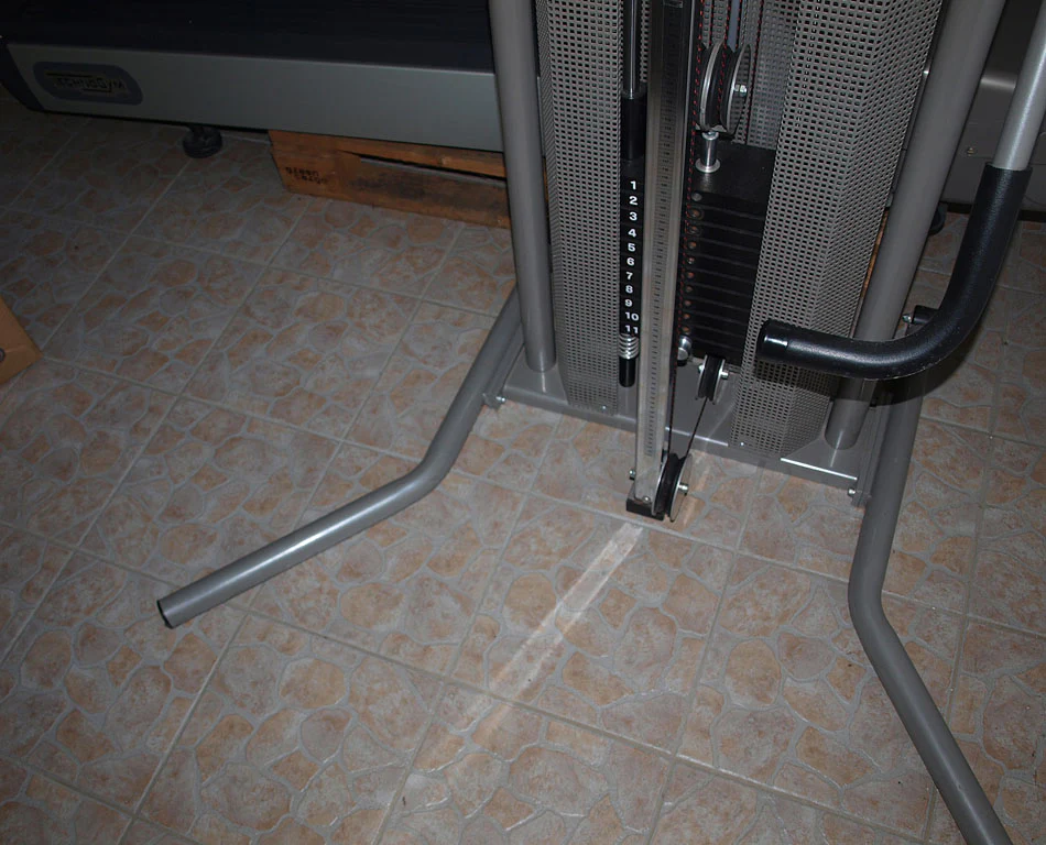 Dynamed Explosionszug, Höhenverstellbar, Freistehend, 55kg, Galgen, Silber, gebraucht, 2 Stück verfügbar - Image 6
