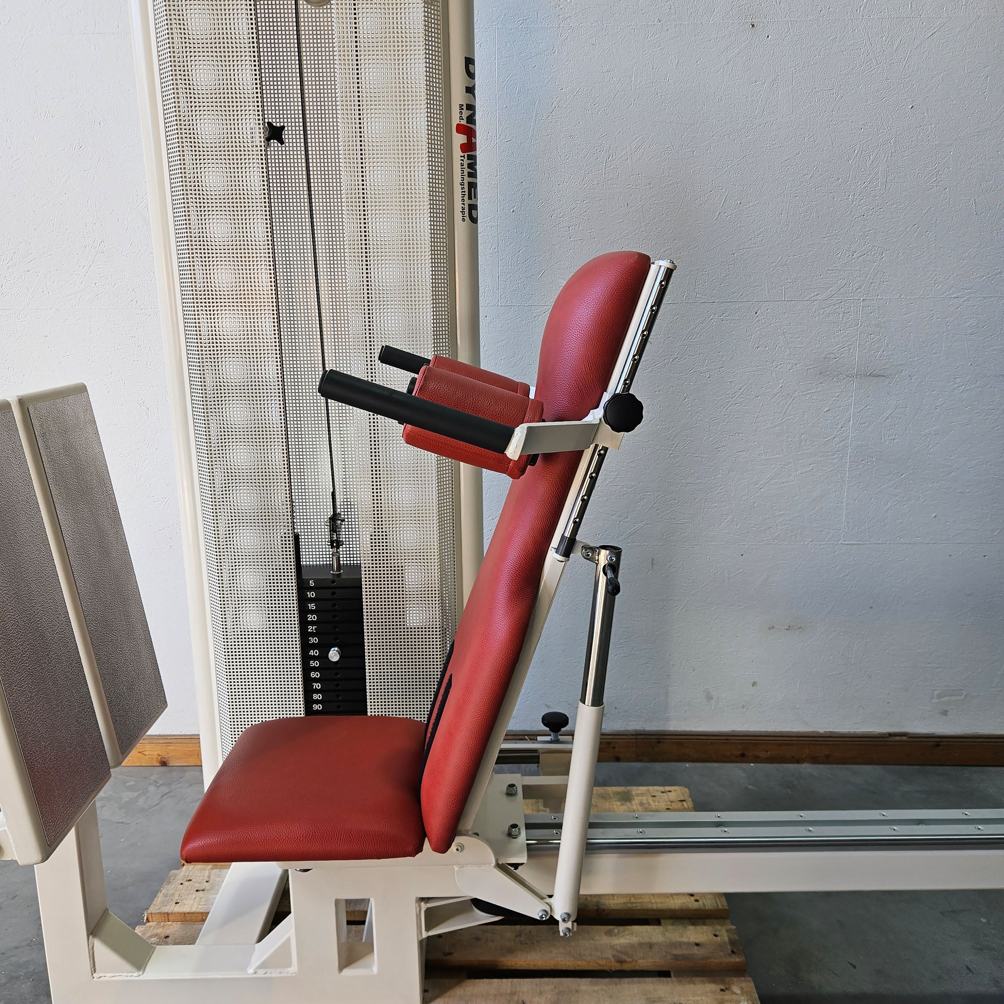 Dynamed Funktionsstemme Kombi Sitzend-Liegend, 150kg Gewichtsblock, mit Kippkreisel, Beinpresse verstellbar, Stolzenberg, Rahmen Weiß, gebraucht - überholter Zustand - Image 10