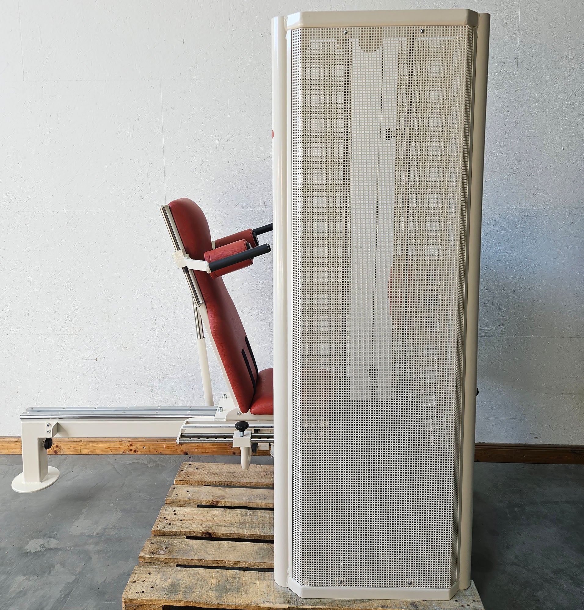 Dynamed Funktionsstemme Kombi Sitzend-Liegend, 150kg Gewichtsblock, mit Kippkreisel, Beinpresse verstellbar, Stolzenberg, Rahmen Weiß, gebraucht - überholter Zustand - Image 5