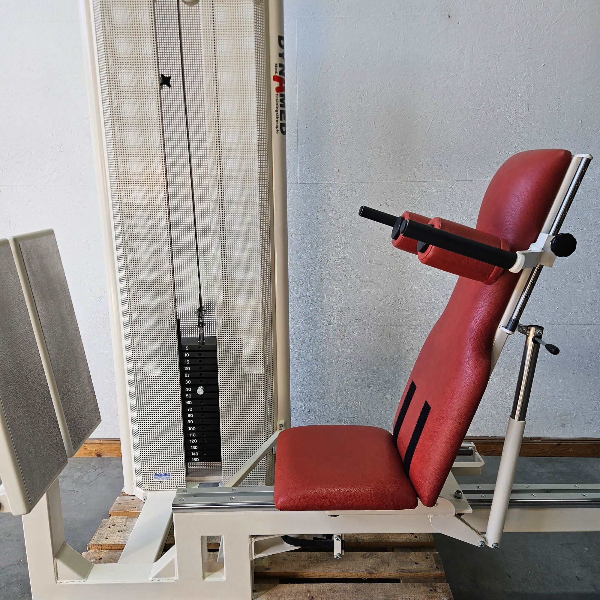 Dynamed Funktionsstemme Kombi Sitzend-Liegend, 150kg Gewichtsblock, mit Kippkreisel, Beinpresse verstellbar, Stolzenberg, Rahmen Weiß, gebraucht - überholter Zustand - Image 9