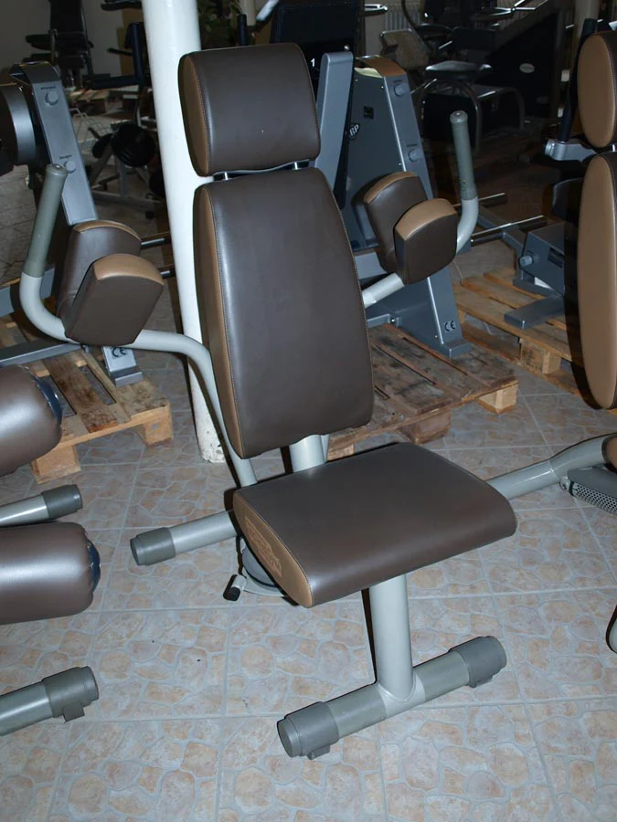 Easy Line Zirkel, TechnoGym, 8 Kraftgeräte, gebraucht - Image 5