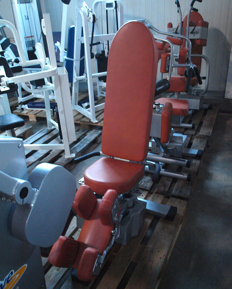 Effective Kraft-Ausdauer Zirkel - 9 Kraftegeräte, Gestell Silber, Polster Orange, gebraucht - Image 5