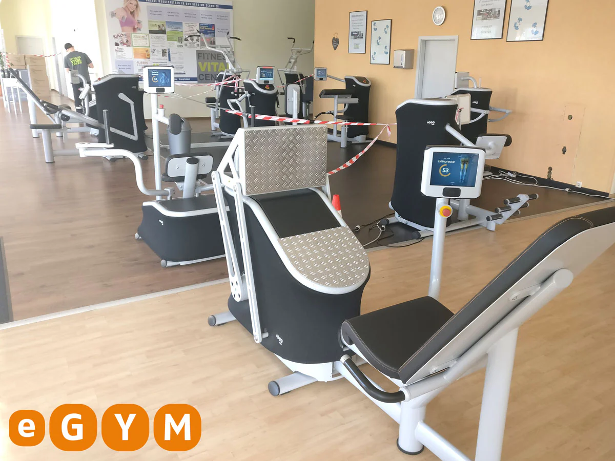 eGym Kraft Zirkel, 8 Geräte, Baujahr 2018, inkl. Software, Einrichtung, All inclusive Paket, Premium Software, gebraucht -  neuwertiger Zustand - Image 10