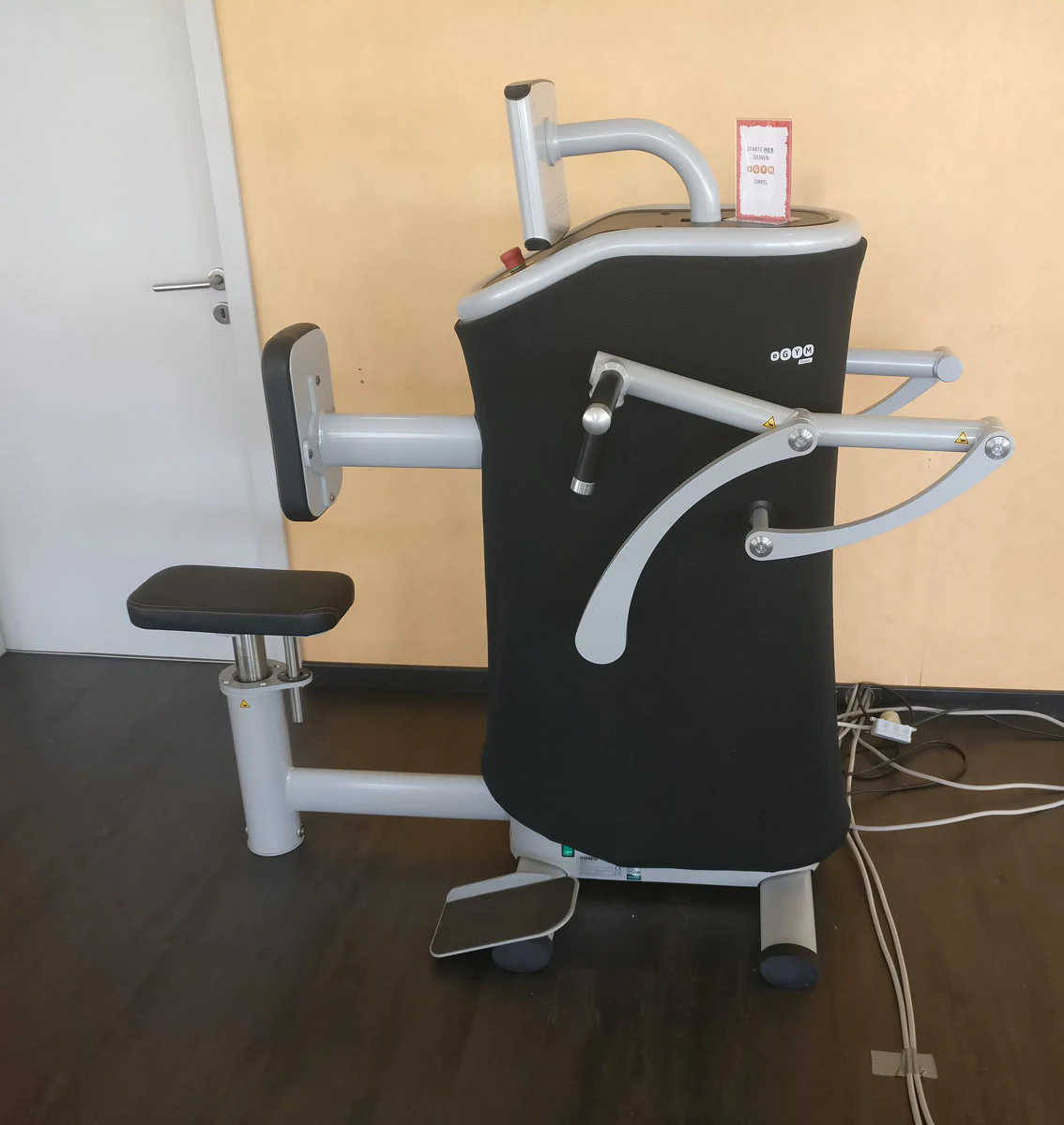 eGym Kraft Zirkel, 8 Geräte, Baujahr 2018, inkl. Software, Einrichtung, All inclusive Paket, Premium Software, gebraucht -  neuwertiger Zustand - Image 13