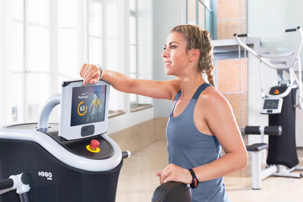 eGym Kraft Zirkel, 8 Geräte, Baujahr 2018, inkl. Software, Einrichtung, All inclusive Paket, Premium Software, gebraucht -  neuwertiger Zustand - Image 8