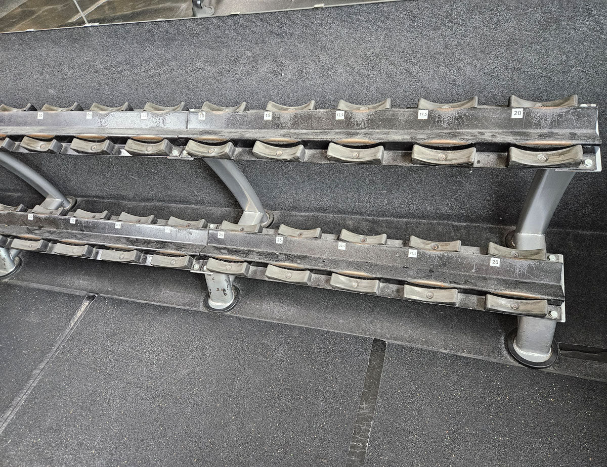 ElbeSport Kurzhantelsatz aus Guss von 2,5 bis 60kg in 2,5kg Stufen ( 24 Paare ) Oldschool, INKLUSIVE Kurzhantelablagen, gebraucht - mit Gebrauchsspuren - Image 36