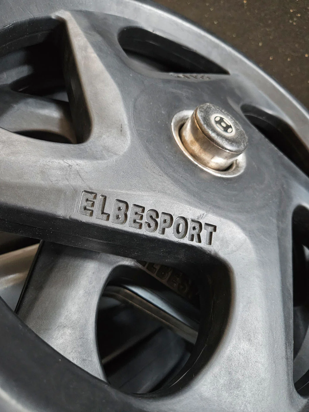 Elbesport Olympia Hantelscheiben V5, Gummi, 1722kg gesamt, 138 Stück gummierte Gripper, Farbe Schwarz, gebraucht - relativ guter Zustand - optische Gebrauchsspuren - Image 8