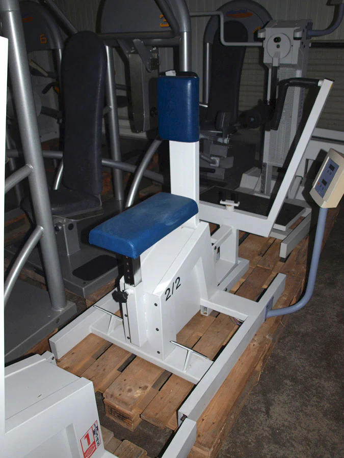 EN-Dynamic Luftdruckmaschinen-Zirkel, Reha Zulassung, 8 Geräte + 1 Kompressor, gebraucht - Image 4