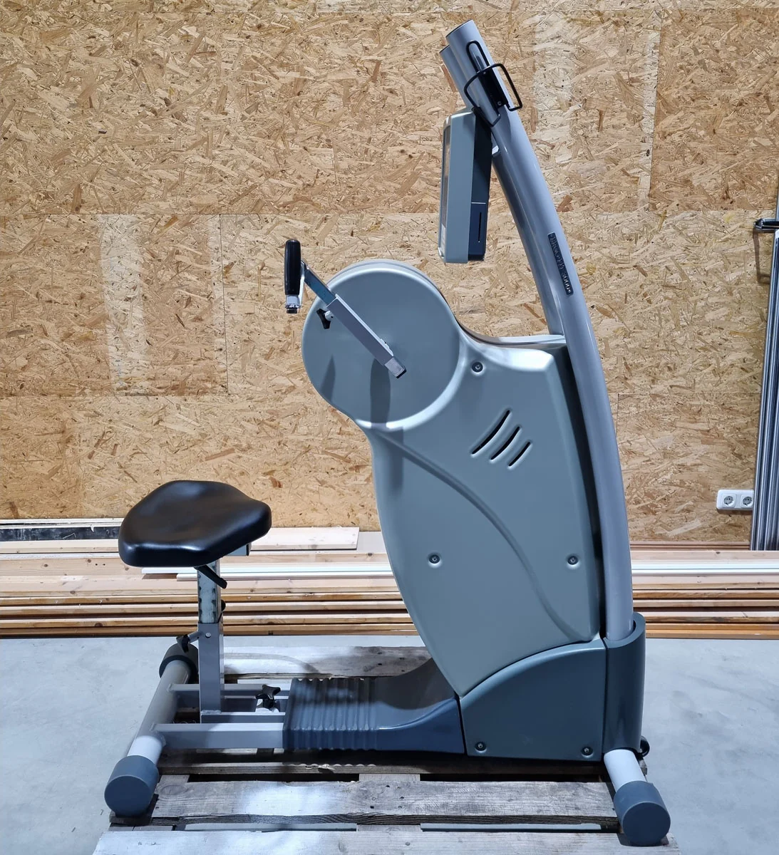 Ergo-Fit 3000 Oberkörpertrainer, Öberkörperergometer, Handergometer, Cardiotraining für Arme und Schulter, gebraucht - überholter Zustand - Image 2