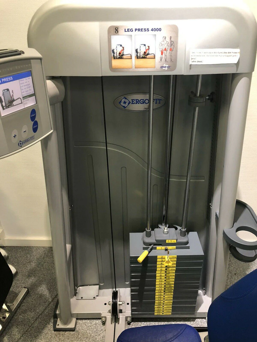Ergo-Fit Beinpresse, verstellbare Leg Press, 172,5kg Gewichtsblock, Polster Blau, gebrauchter - überholter Zustand - Image 6