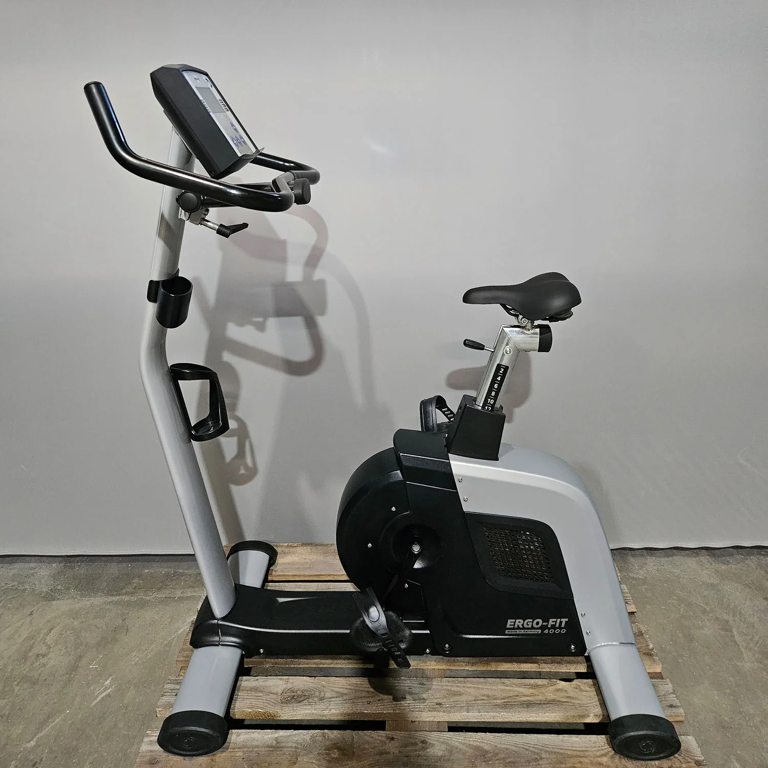 Ergo-Fit Cycle 4000, Fahrrad Ergometer, tiefer Durchstieg, gebrauchter - überholter Zustand - Image 2